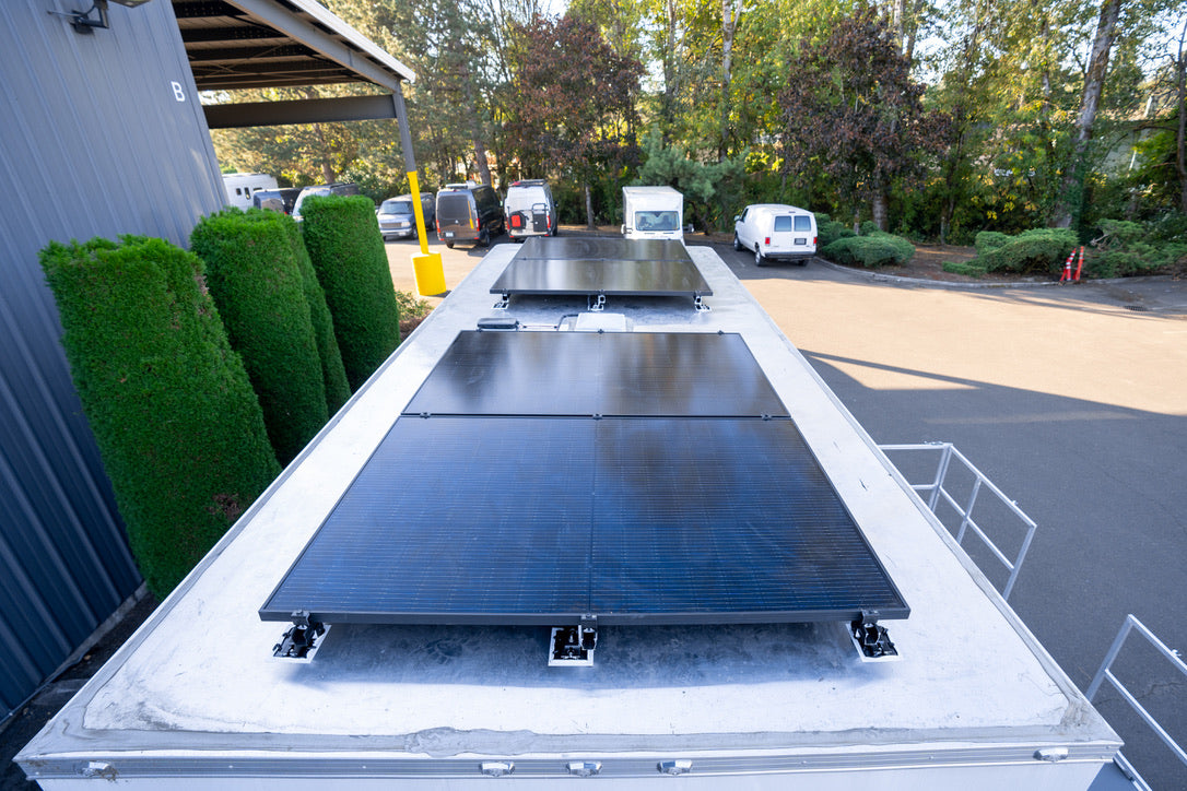 Rooftop Combiner Box (product of AM Solar)